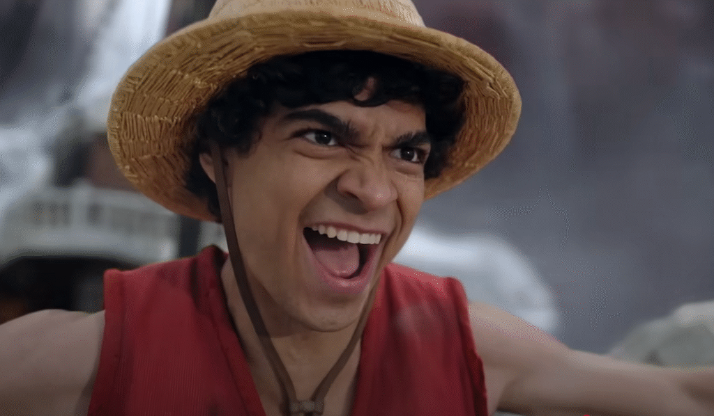 ONE PIECE: A Série – Temporada 2 | Primeiras imagens reveladas pela Netflix Anime 2 A Netflix revelou as primeiras imagens da 2ª temporada de One Piece: A Série.
O destaque fica para Tony Tony Chopper em sua estreia live-action.
Os Chapéus de Palha seguem rumo à Grand Line em novos arcos emocionantes.
A estreia mundial está confirmada para 2026 no catálogo da Netflix.
